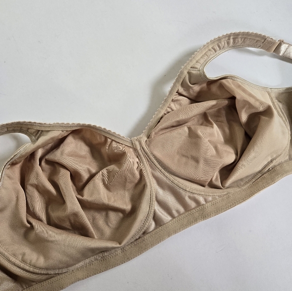 Playtex 4745 Beige 18 Hour Ultimate Lift and Support Wireless Bra Sz 44DD - Picture 7 of 8